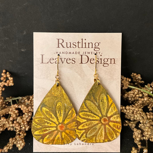 Olive & Mustard Embossed Vintage Daisies Earrings