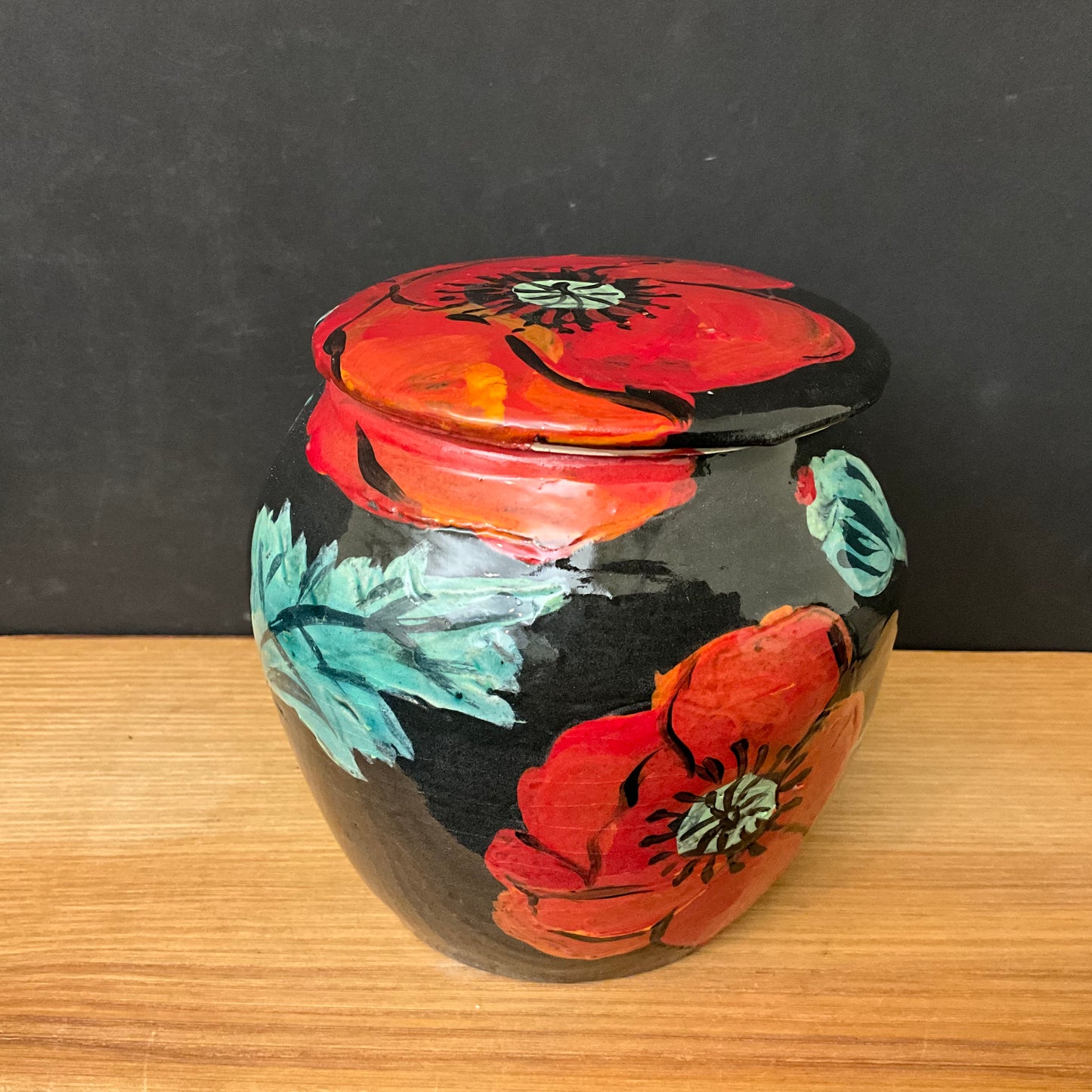 Ginger Jar Black with Red Poppies