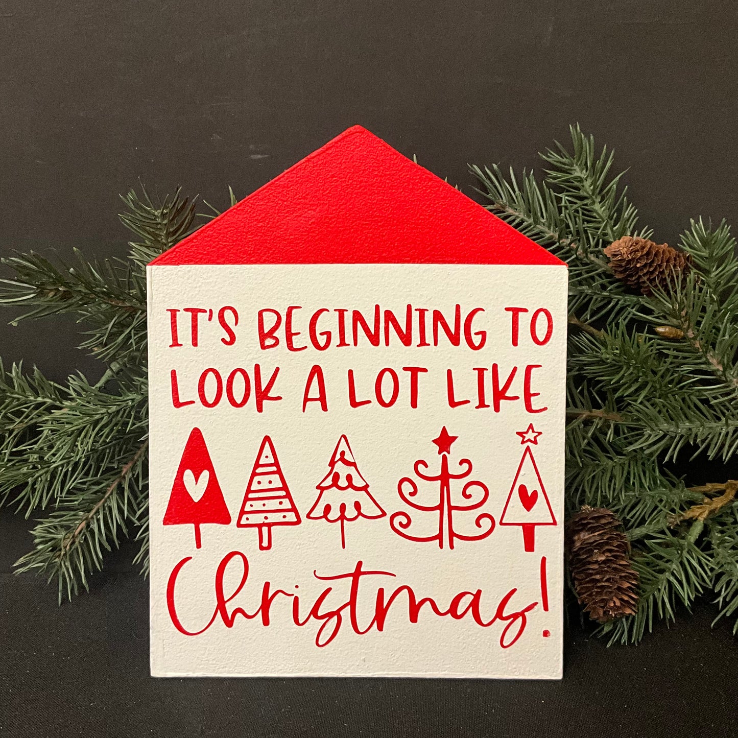 “It’s Beginning to Look…” House - Barn Quilt