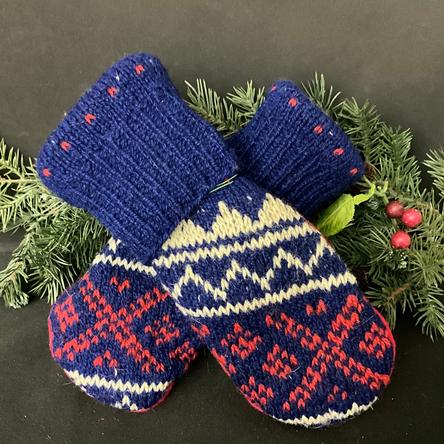 “Upcycled" Sweater Mittens Navy, Red & White Diagonal Icelandic Pattern
