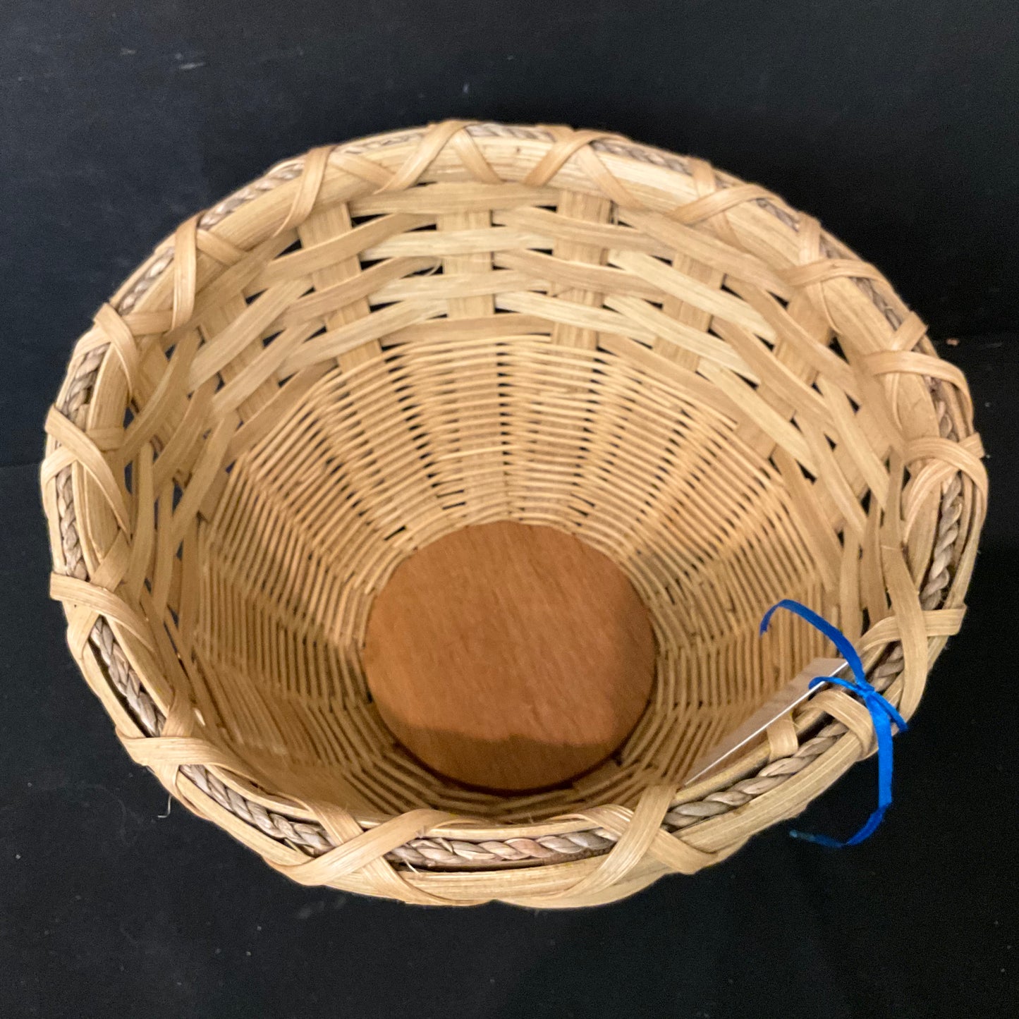 Round Basket with Wood Base