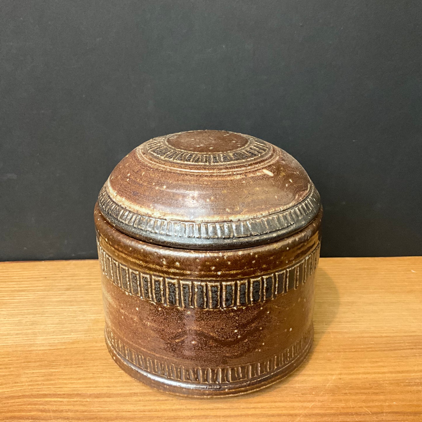 Lidded Dish Brown Triple Tail Design