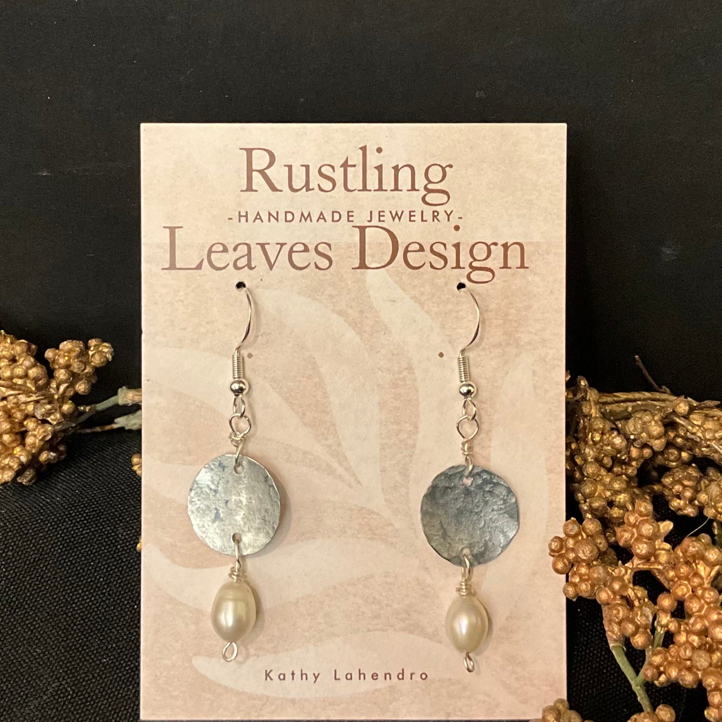 Petite Pewter Hammered Disc Earrings w Freshwater Pearl Drop