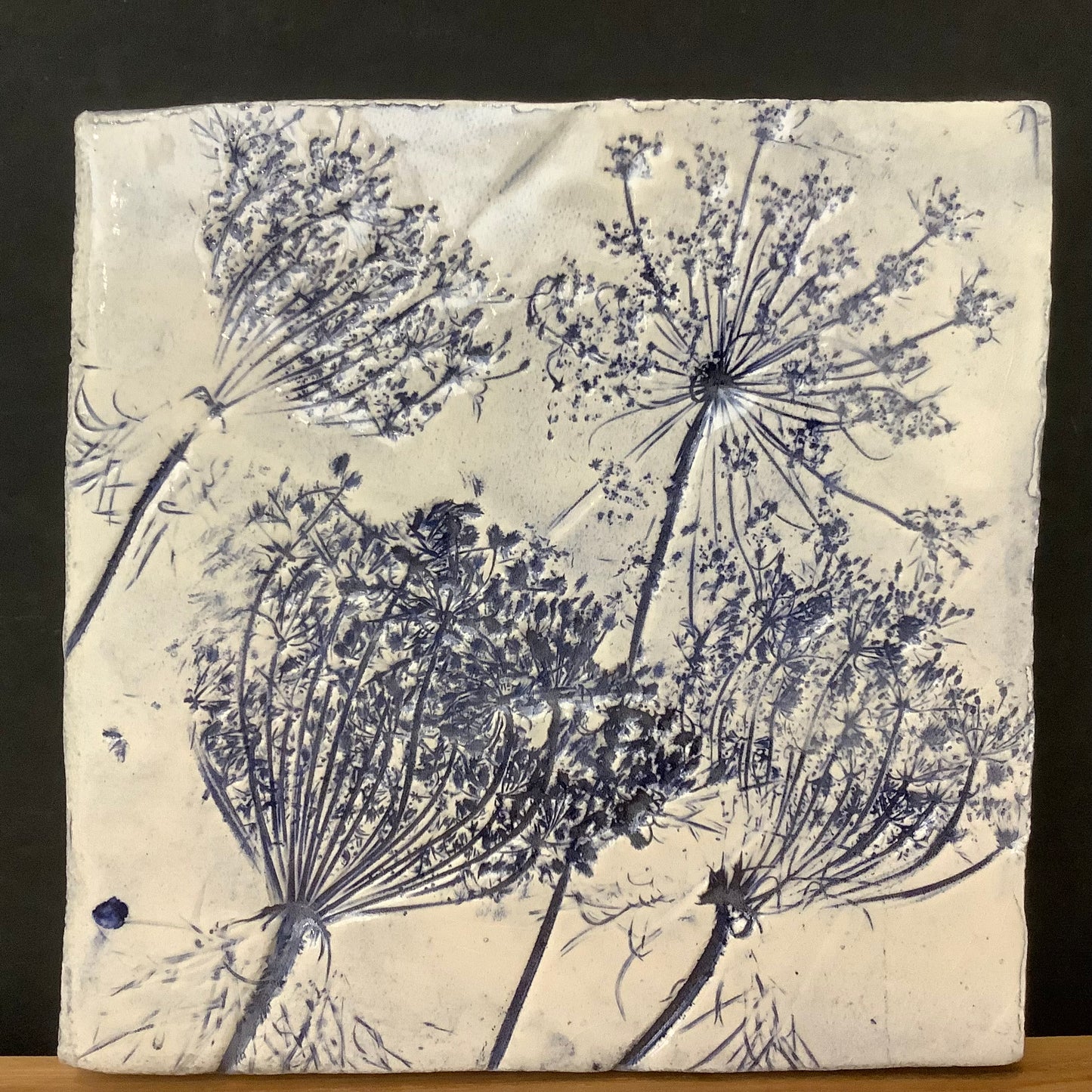 Trivet Queen Anne's Lace Blue