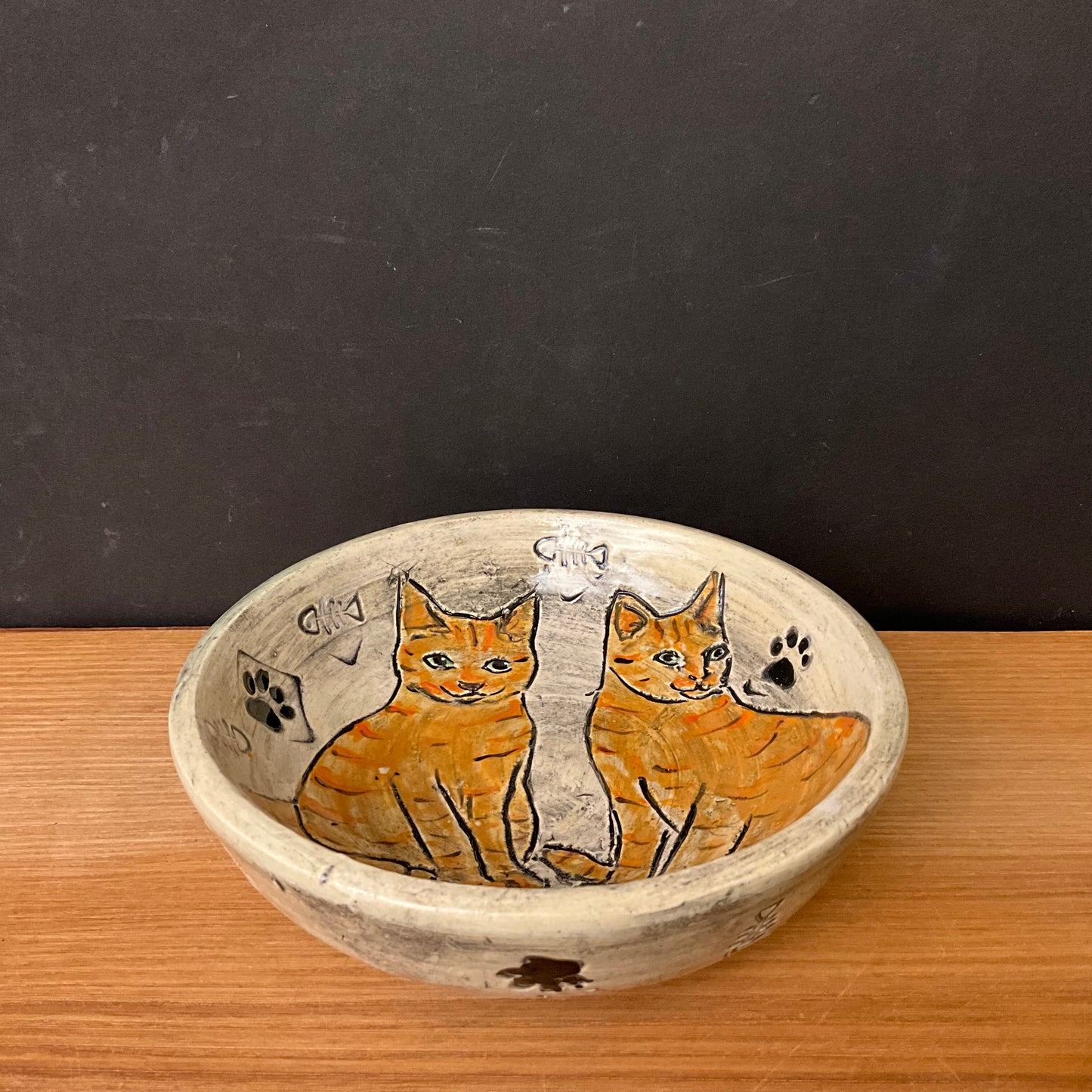 Petite Shallow Bowl with Orange Cats