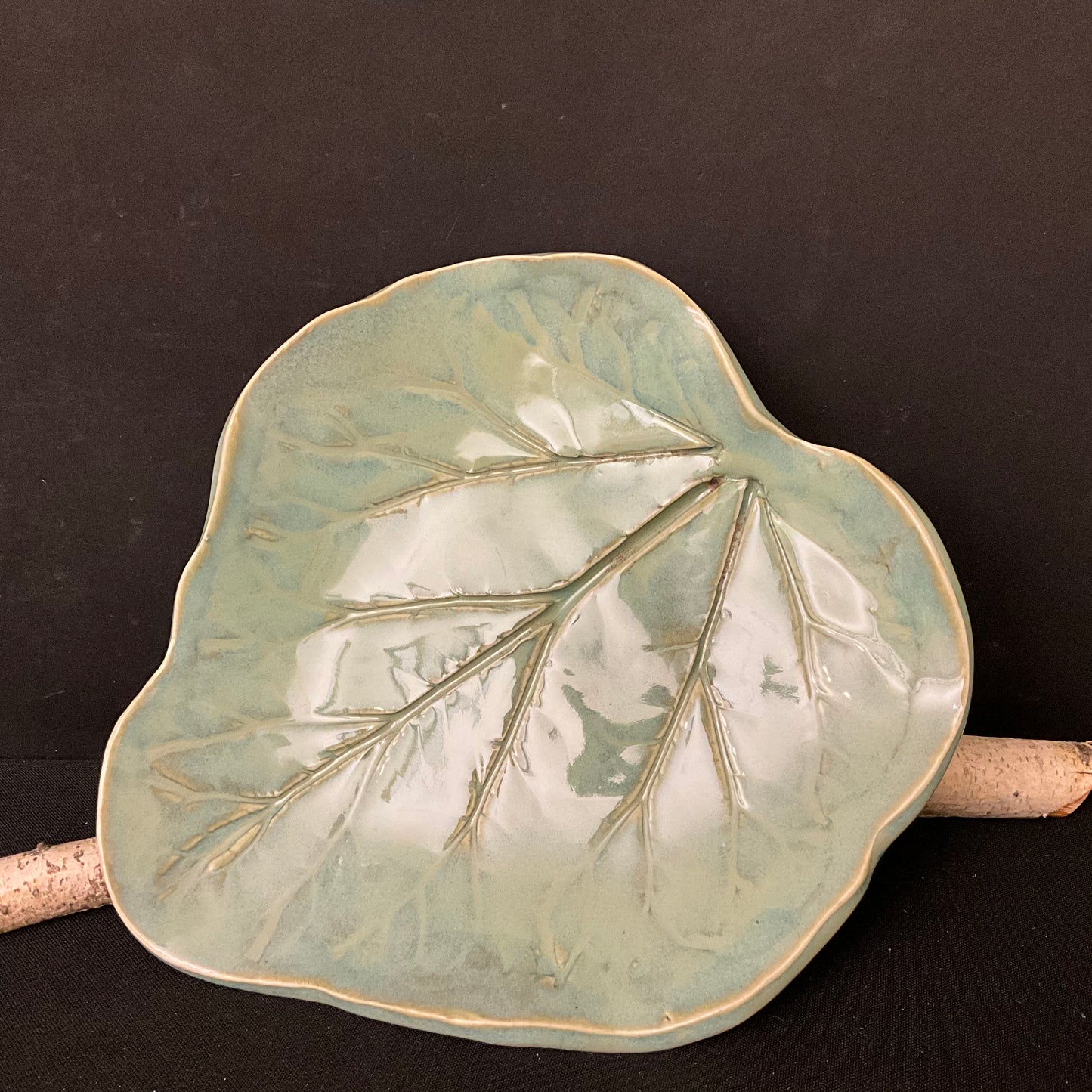 Leaf Plate in Celadon