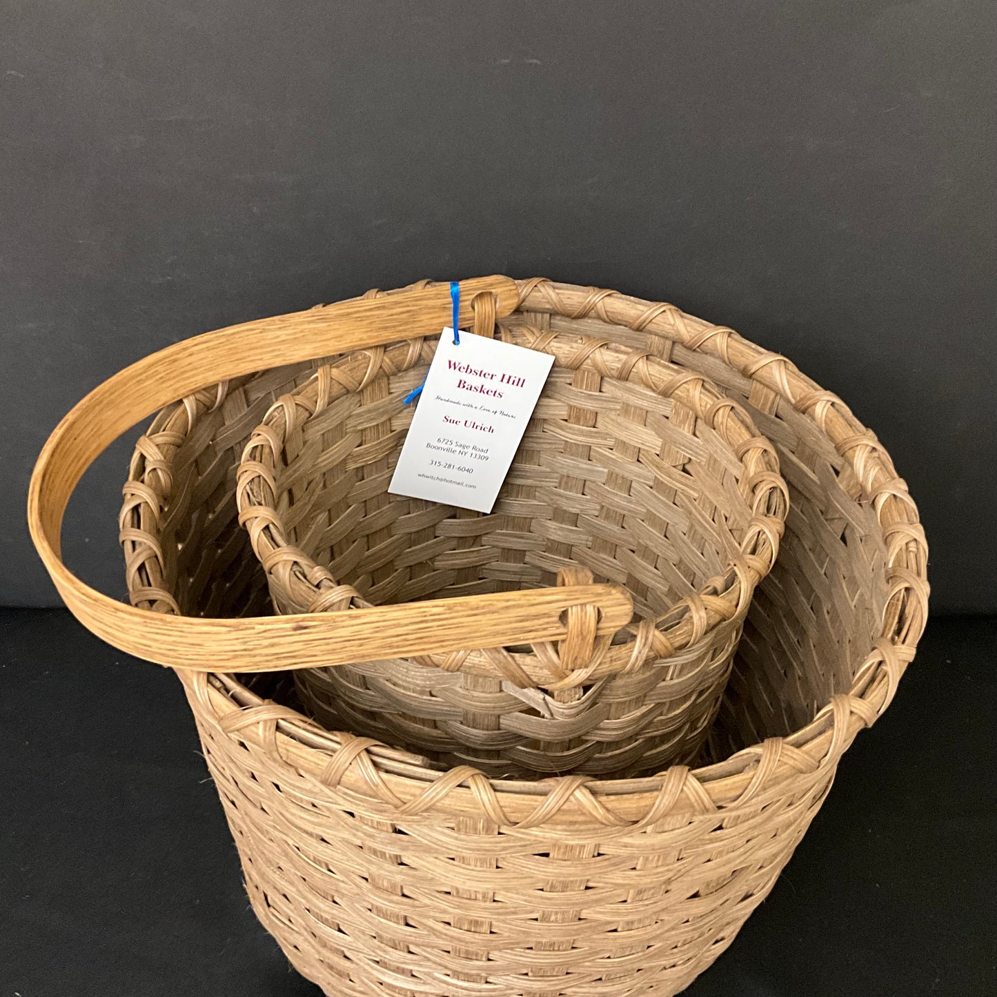 Double Round Basket w Wood Swing Handle