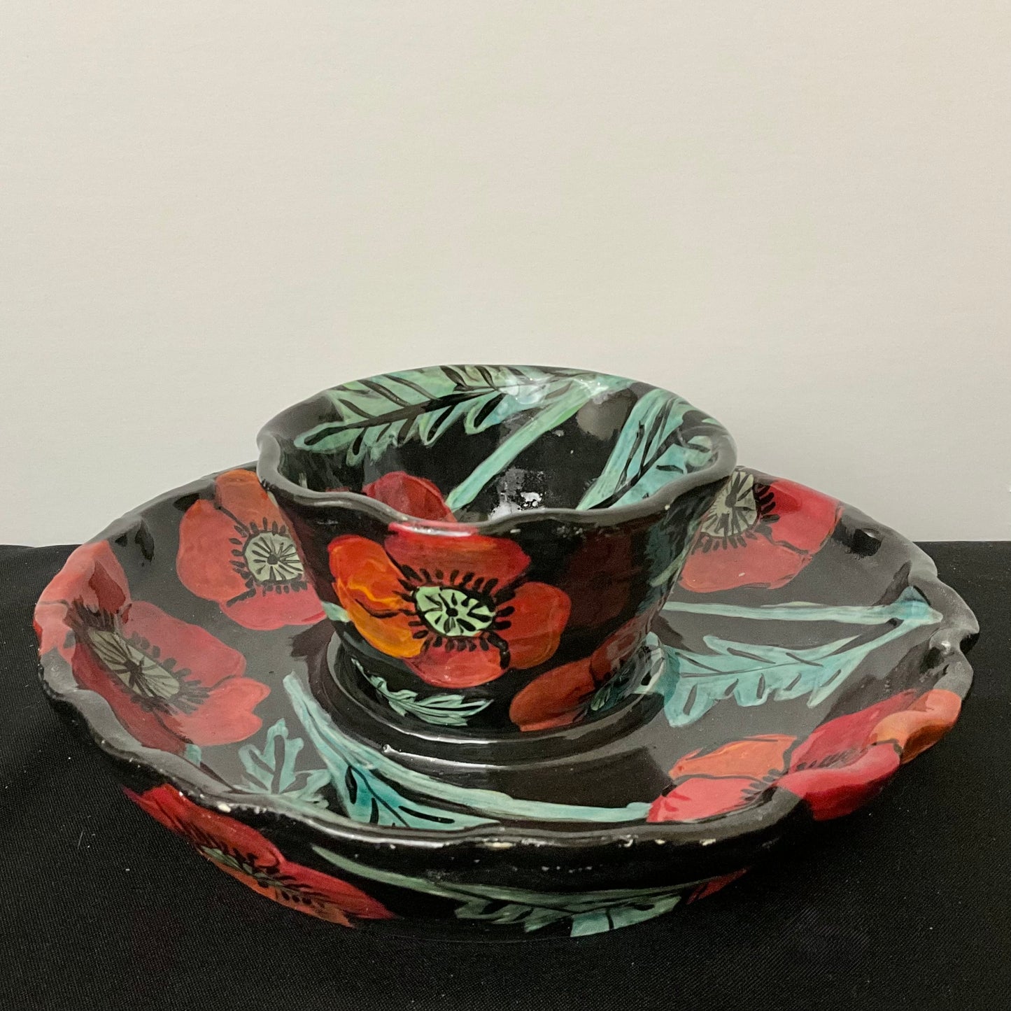 Chip and Dip Set Red Poppies on Black