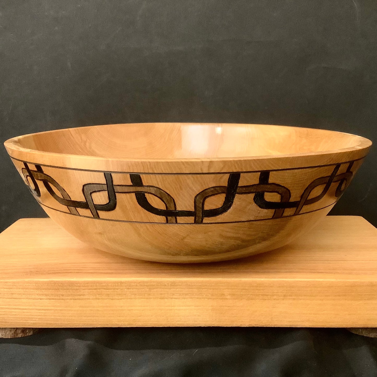 Beech Bowl w Chain Design