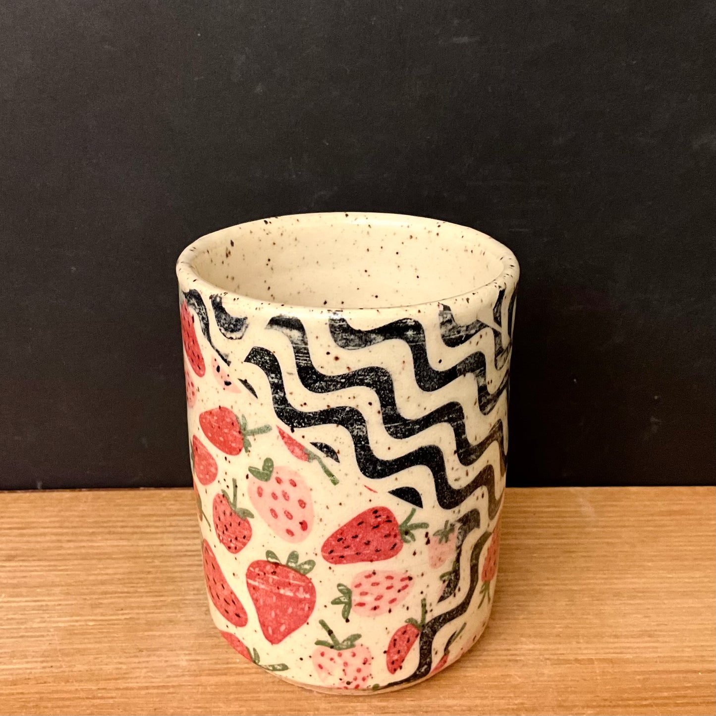 Tumbler - “Retro” Strawberries