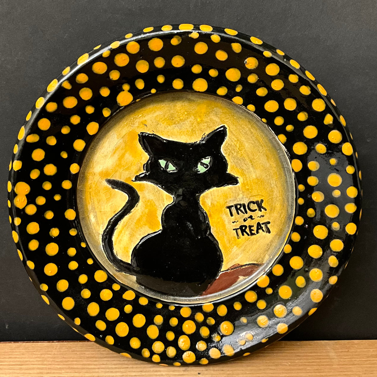 Mini Plate Black Cat with Green Eyes