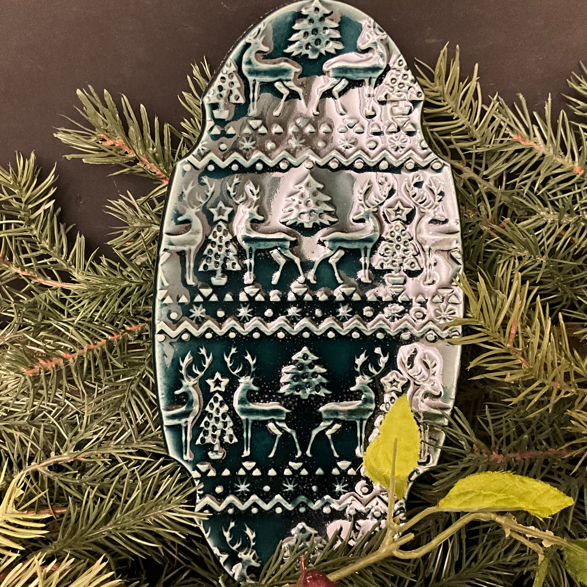 Oval Christmas Tray Dark Spruce Green with Deer & Cut-in Details