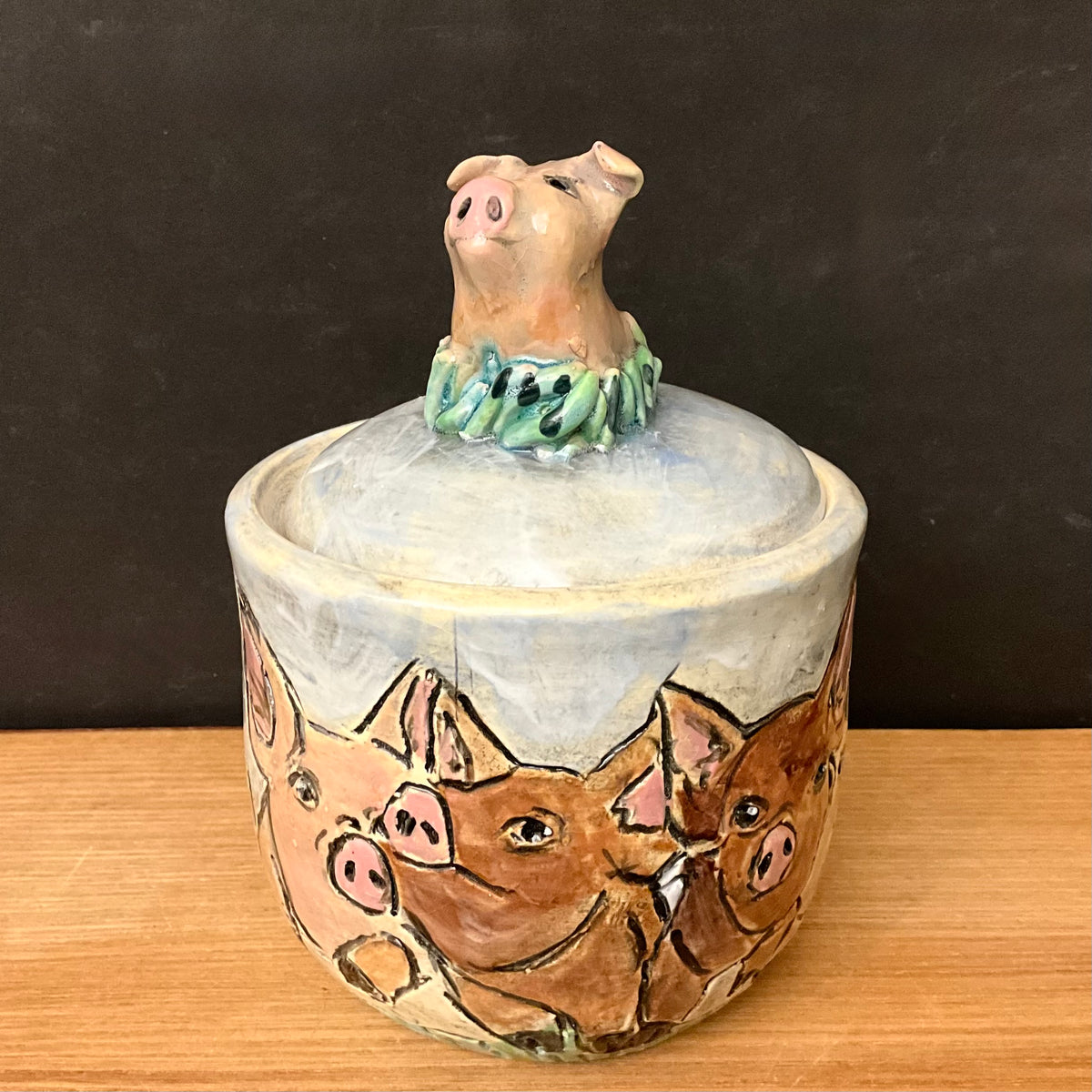 Lidded Jar Pigs with Pig Finial