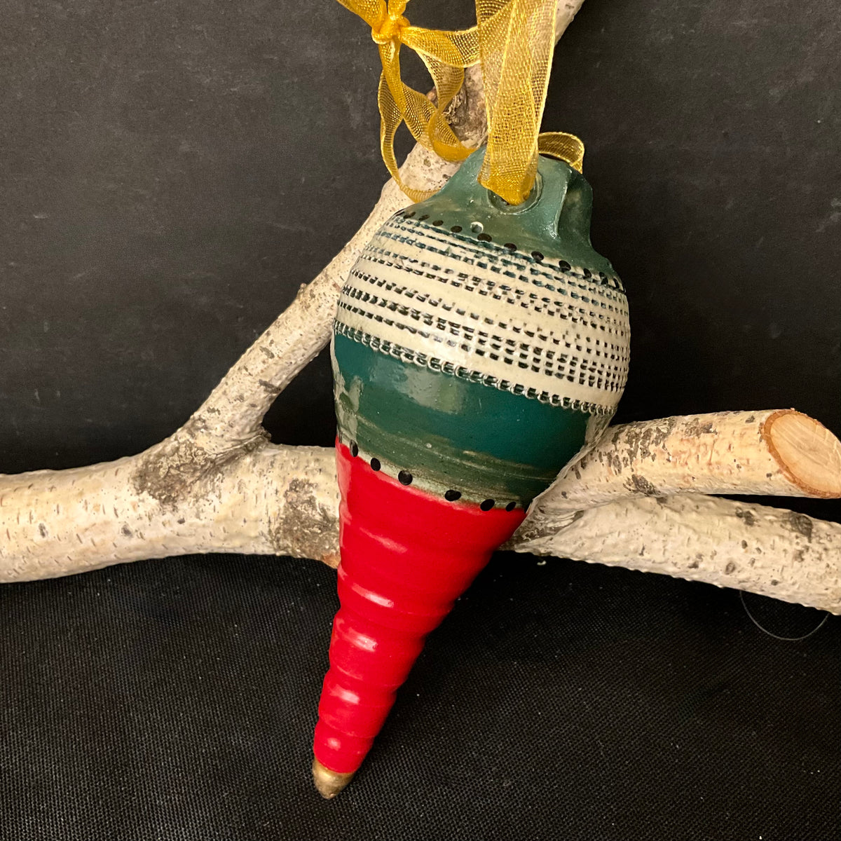 Ceramic Finial Ornament in Green & Red