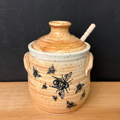 Honey Pot in Caramel Brown with Bee Pattern