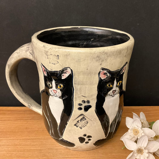 Mug with Carved Full Black & White Cats