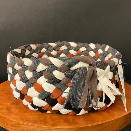Medium/Large Basket in Browns, White & Charcoal w/o Handle