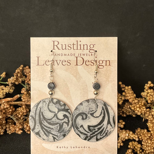 Baroque Black & White Circle Earrings