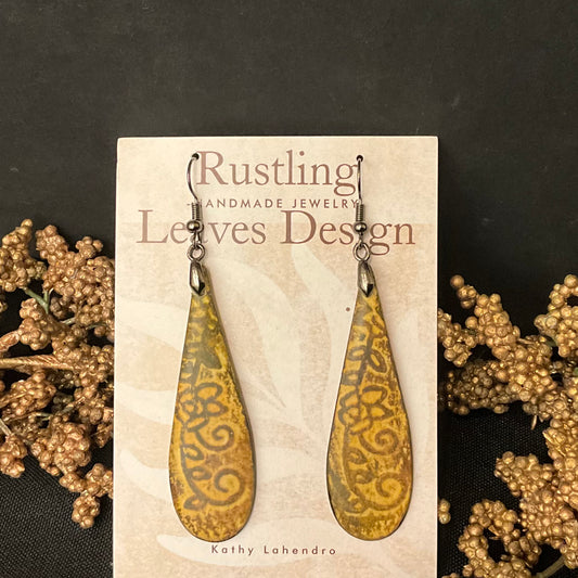 Mossy Green Swirl Teardrop Earrings