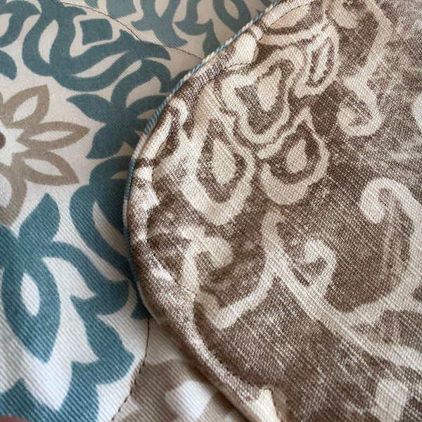 Set of 2 Placemats Ikat Pattern Fabric