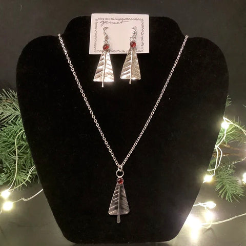 Silver Tree Jewelry with Garnet