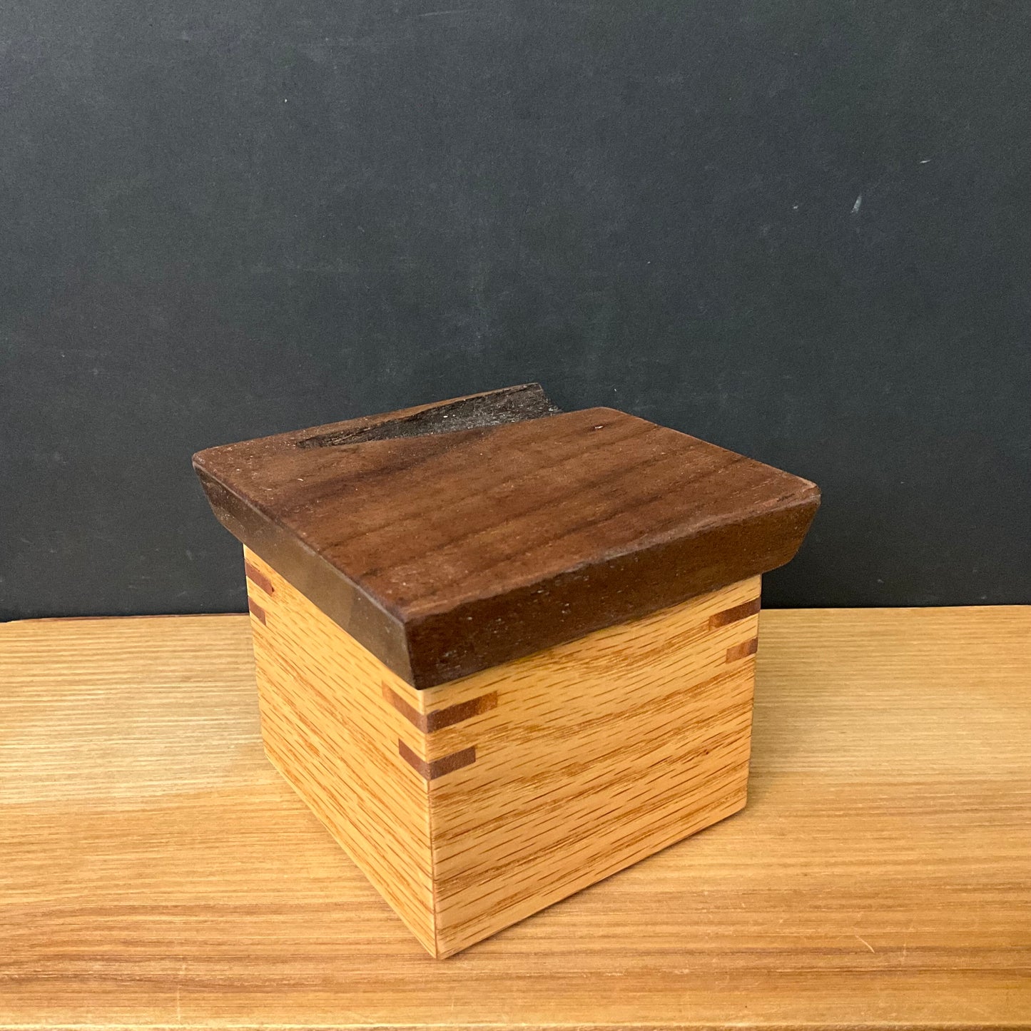Red Oak & Walnut Box #2542