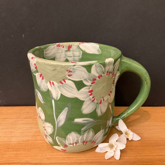 Mug White Daisies on Dark Green