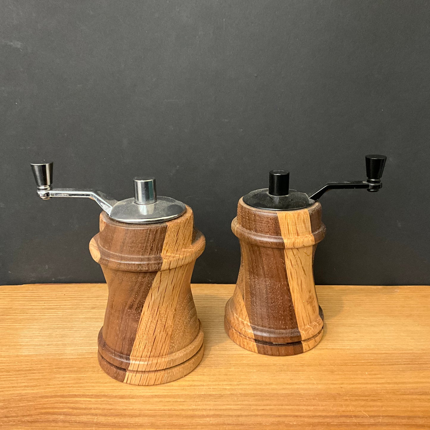 Small Salt & Pepper Set Maple Walnut