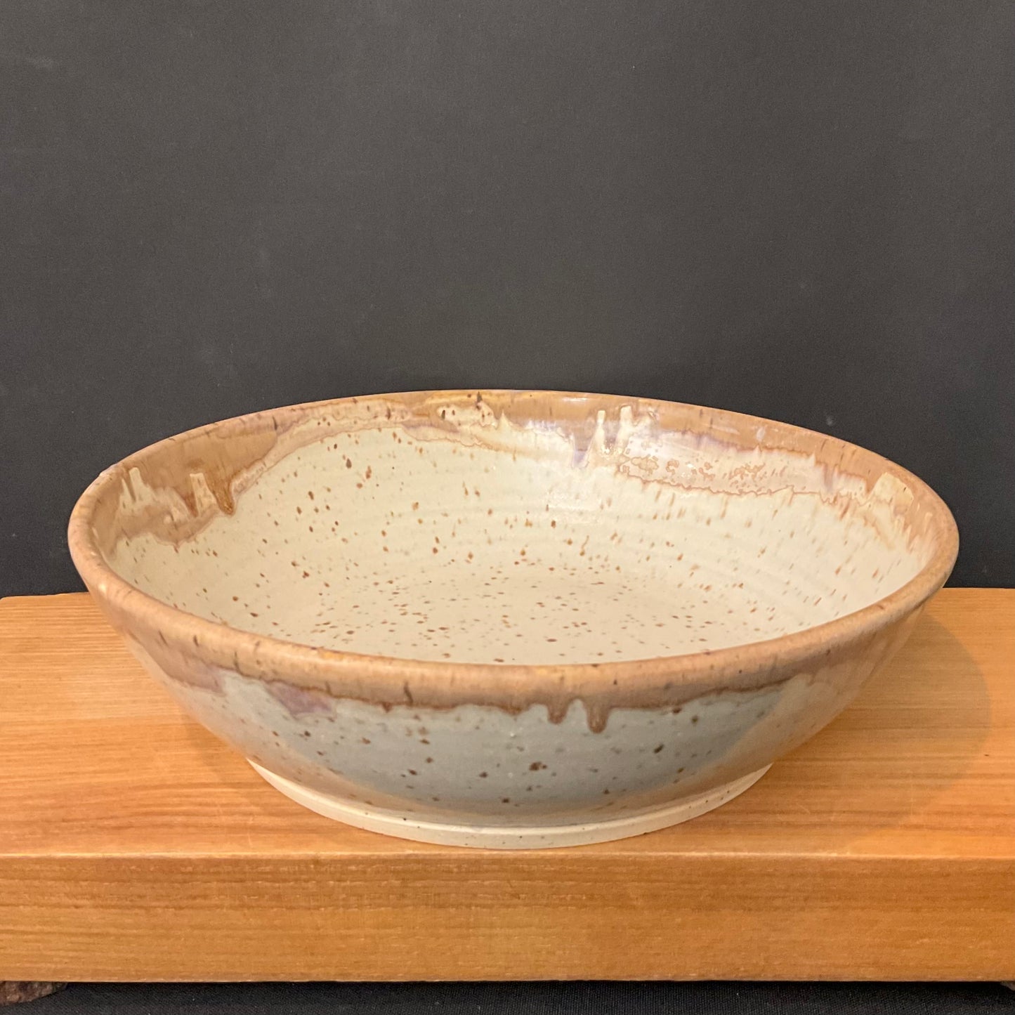 Oversized Salad Bowl in Cream and Beige