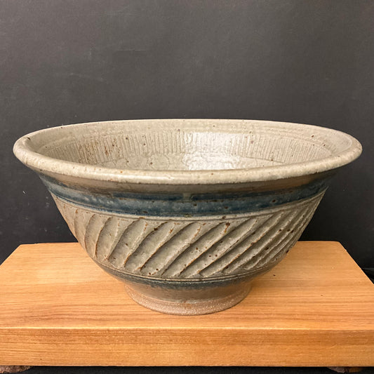 Bowl in Gray & Blue w Carved Diagonal Design