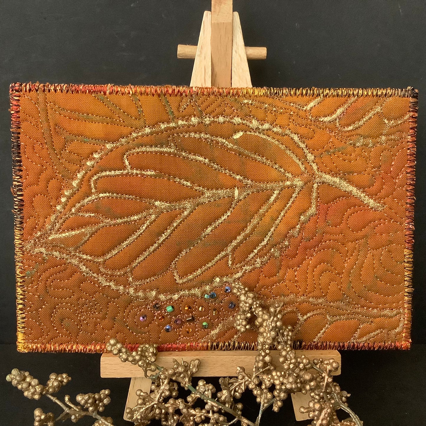 Quilt Card Autumn Leaf Beads