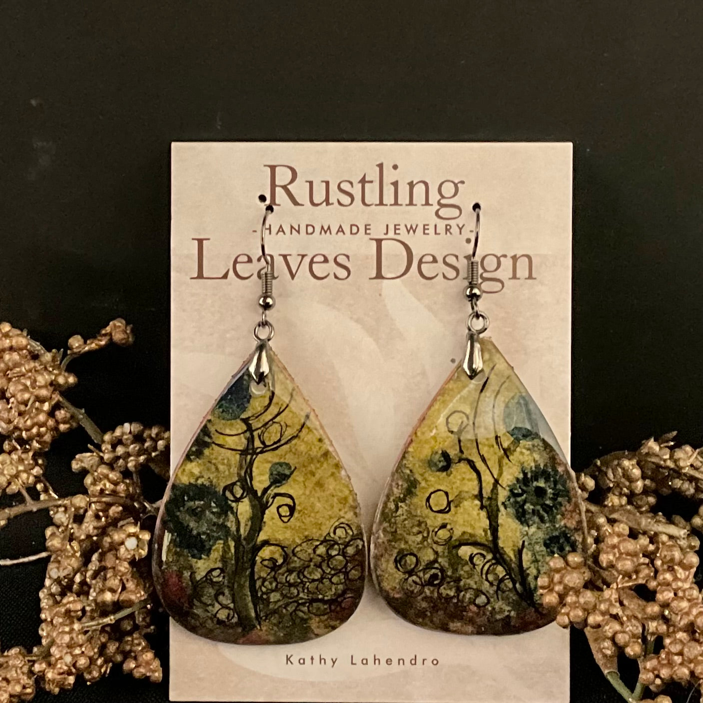 “Fantasy Garden”Teardrop Earrings