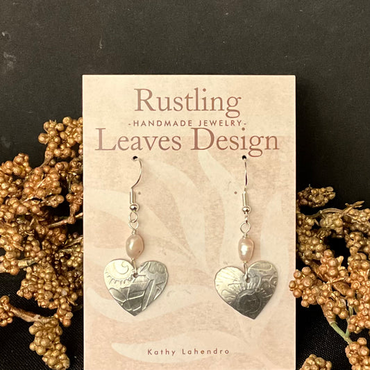 Pewter Heart Earrings w Freshwater Pearl