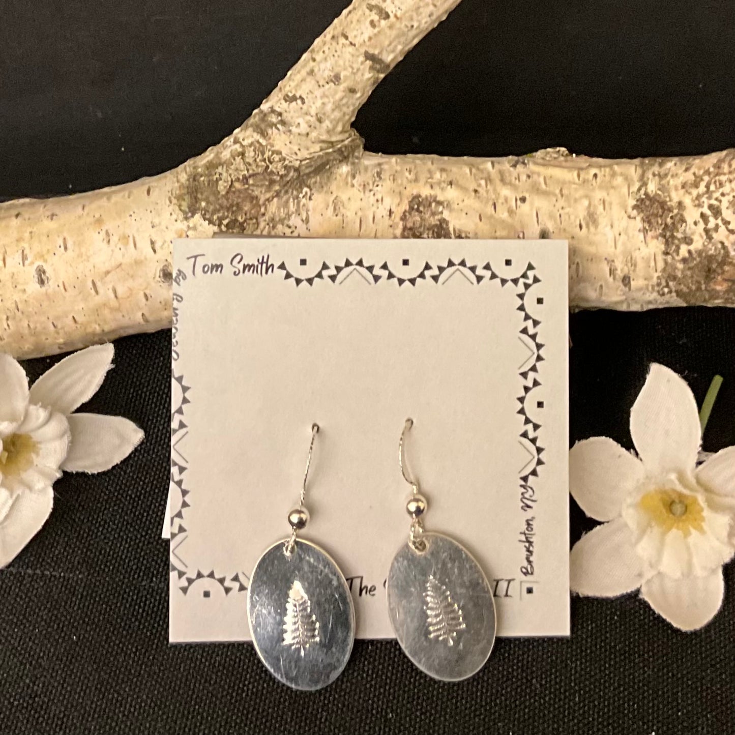 Silver Oval Drop Earrings with Stamped Dragonfly Design