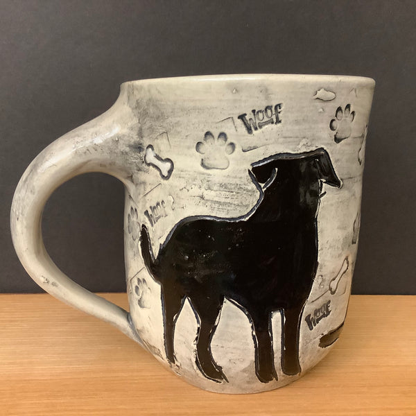 Mug Carved Black Dog