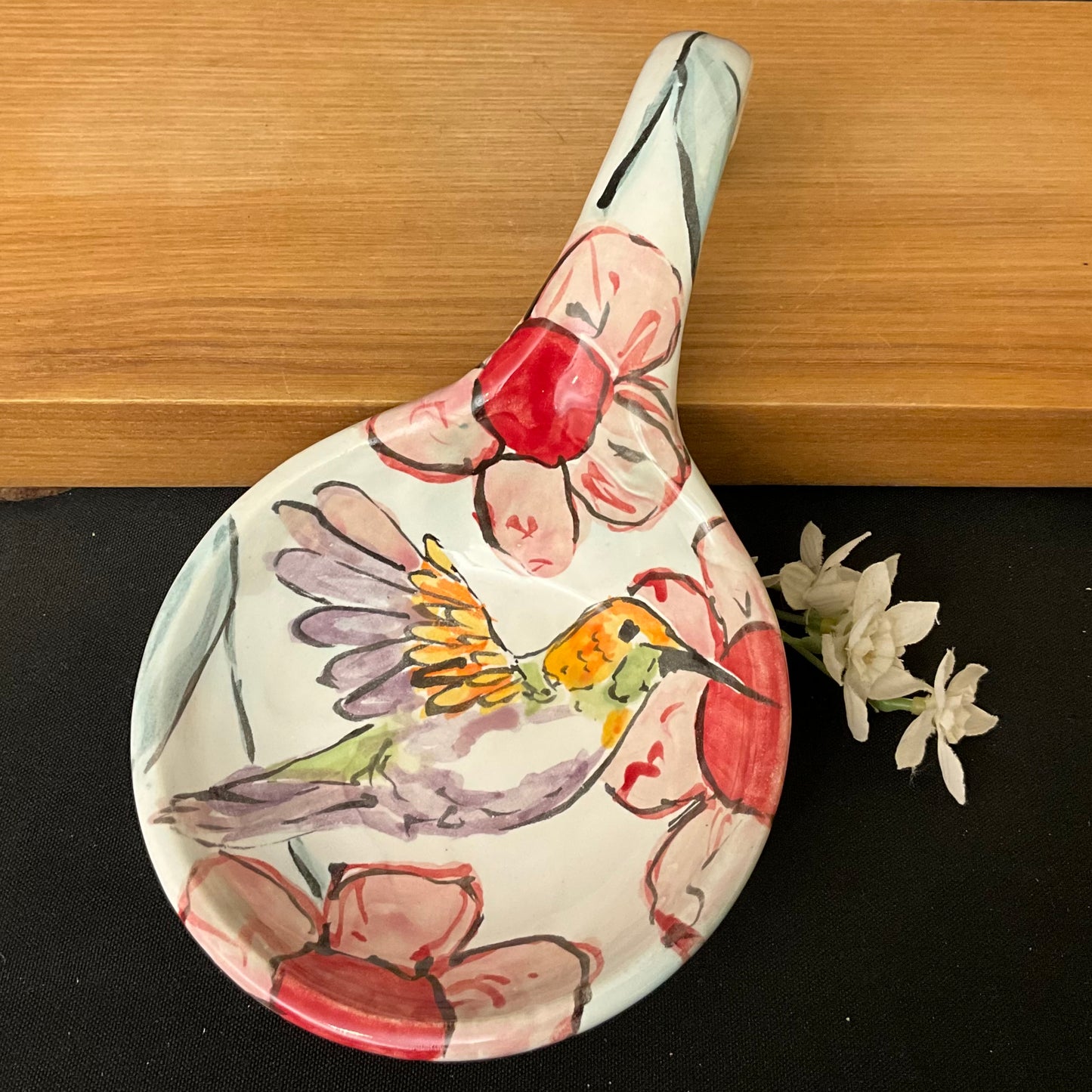 Spoon Rest Hummingbird with Red Flowers