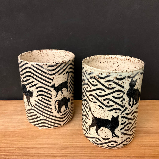 Tumbler - 50’s Retro Black Design with Black Cats