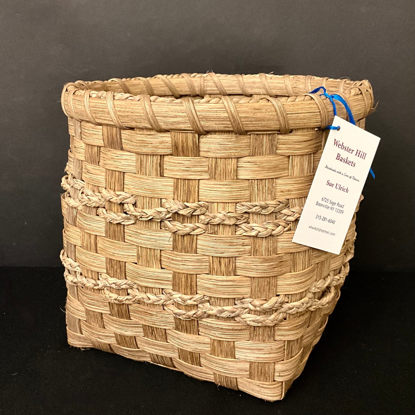 Round to Square Basket with Sea Grass