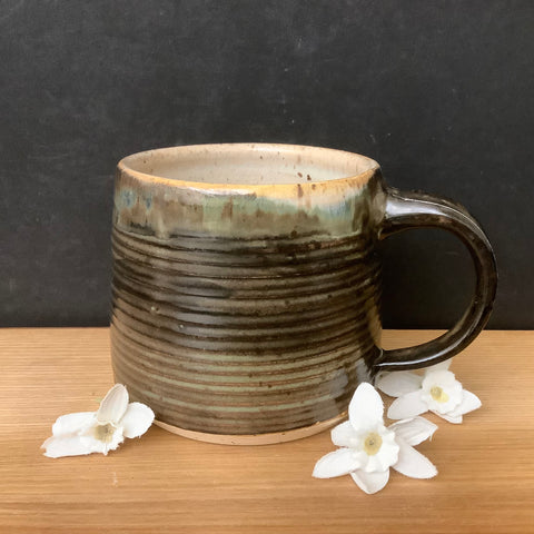 Short Mug in brown Glaze