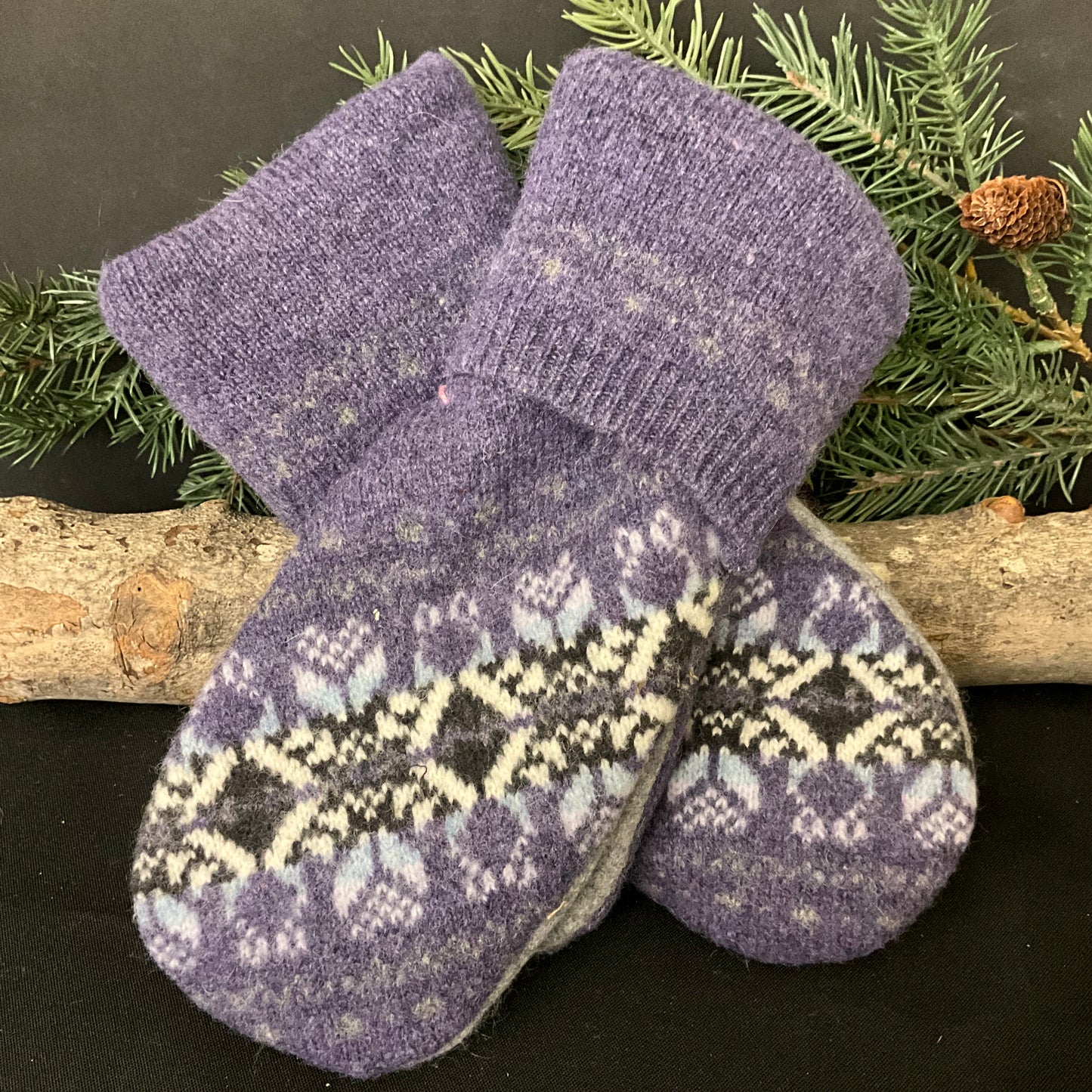 “Upcycled" Sweater Mittens Soft Purple, Blue & White Nordic Pattern