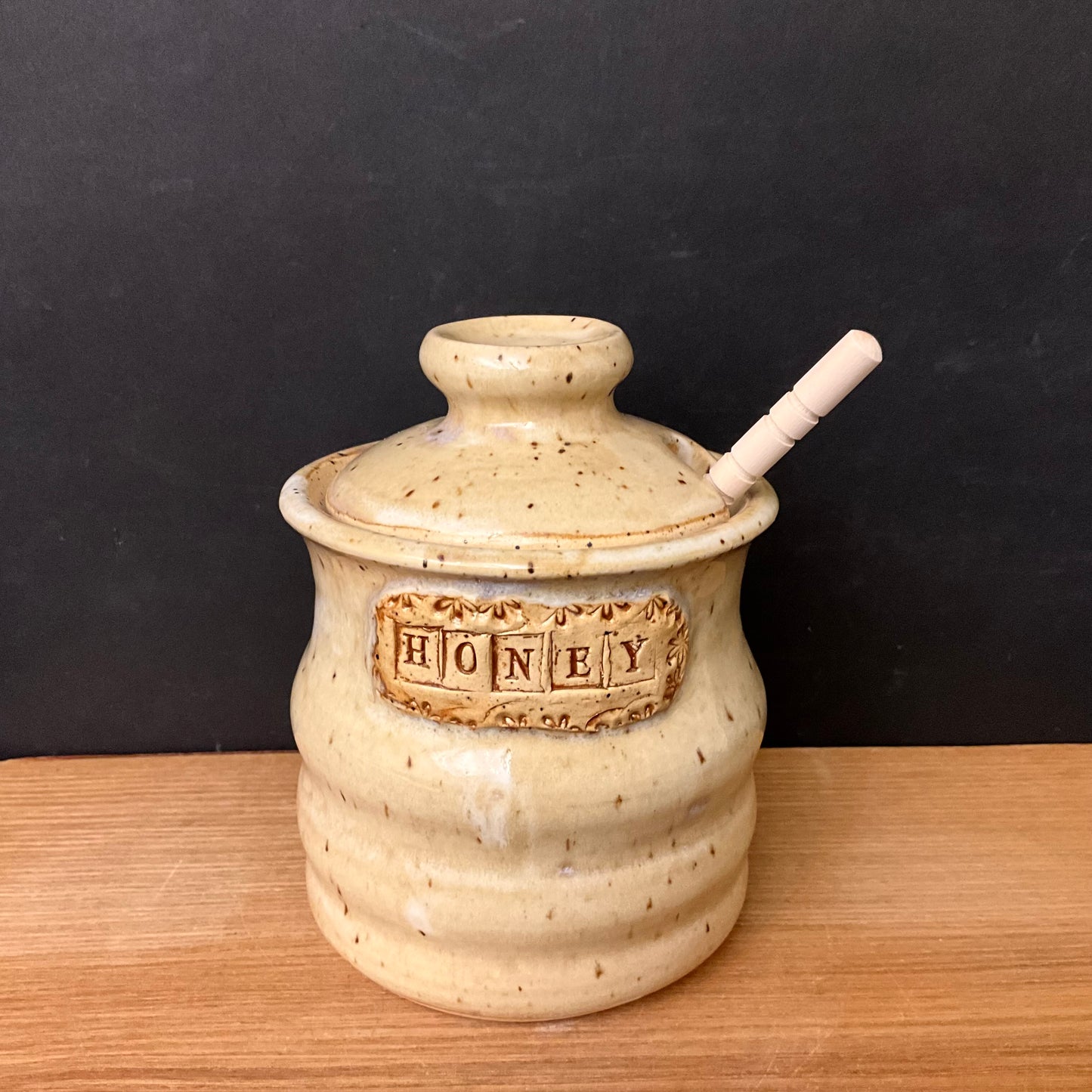 Honey Pot Creamy Gold