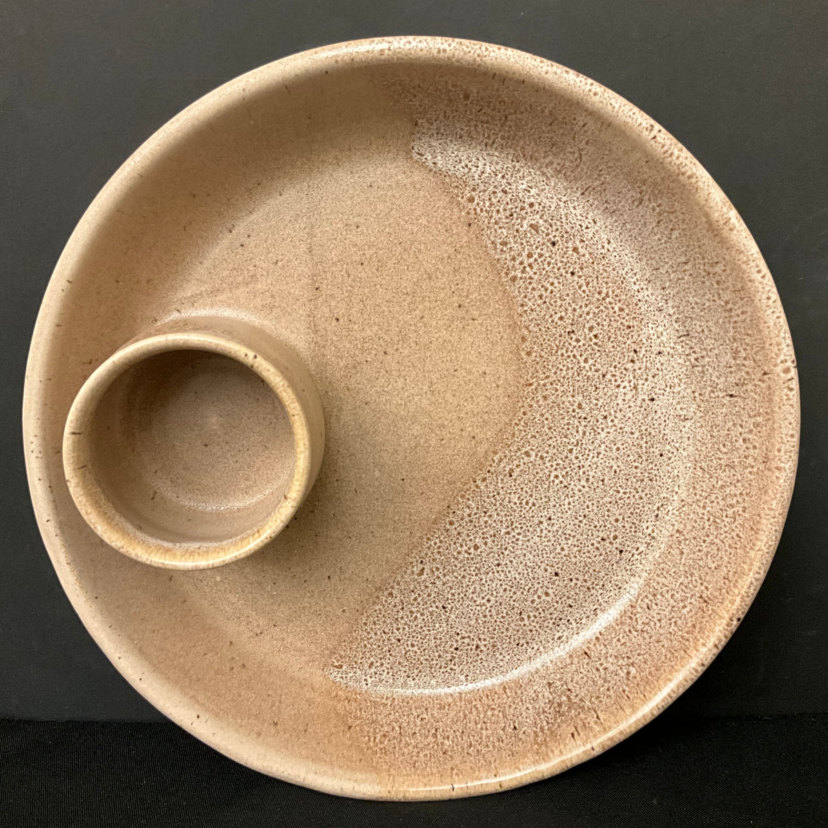 Chip & Dip Platter in Soft Brown