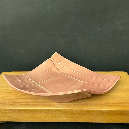 “Retro” Pleated Dish in Coral Pink