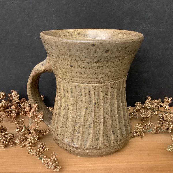 Stoneware Mug in Beige w Fluted Design