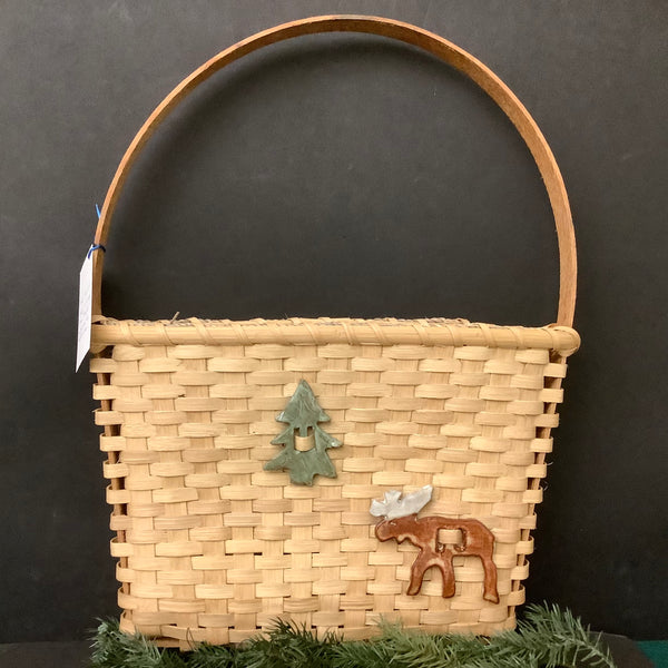 Large Wall Basket w Ceramic Moose & Spruce