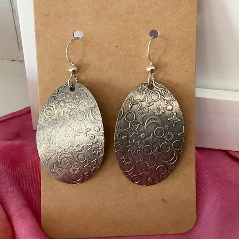 Nickel Stamped Oval Earring