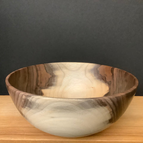 7” Round Walnut Bowl #218