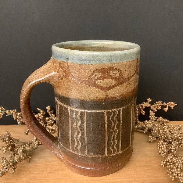 Salt Glazed Mug adk Brown w Face