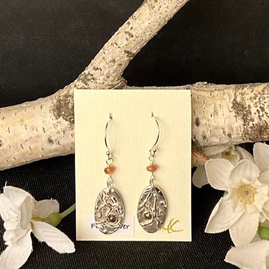 Vine Patterned Fine Silver Earrings with Peridot & Garnet