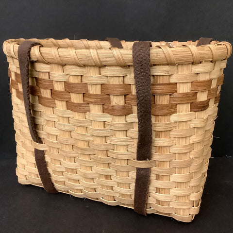 Deep Tote Basket w Light Brown Details